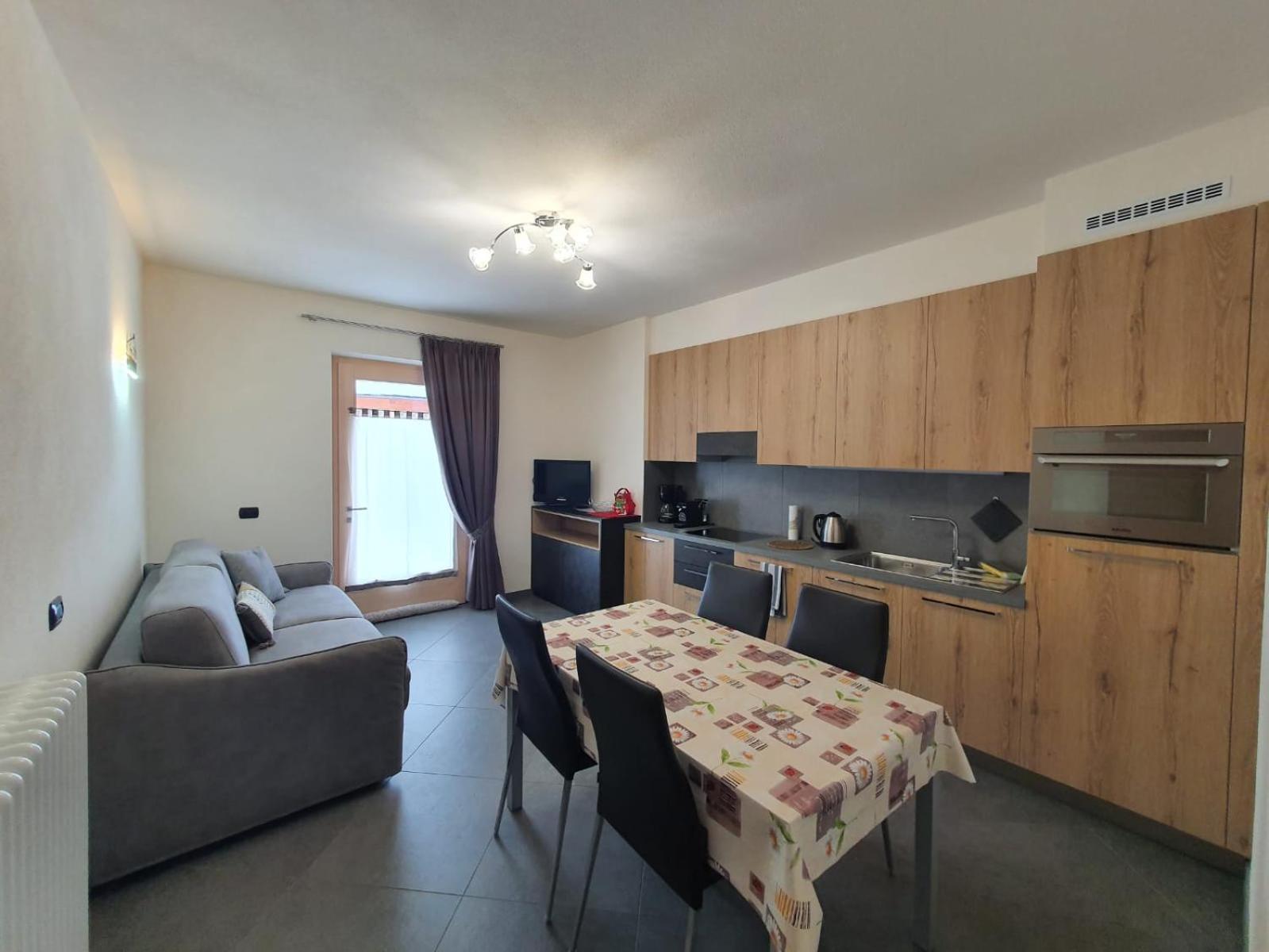 Al Camanel Apartment Livigno Exterior photo